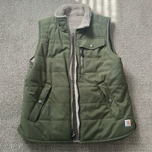 Reversible carhartt vest- olive green